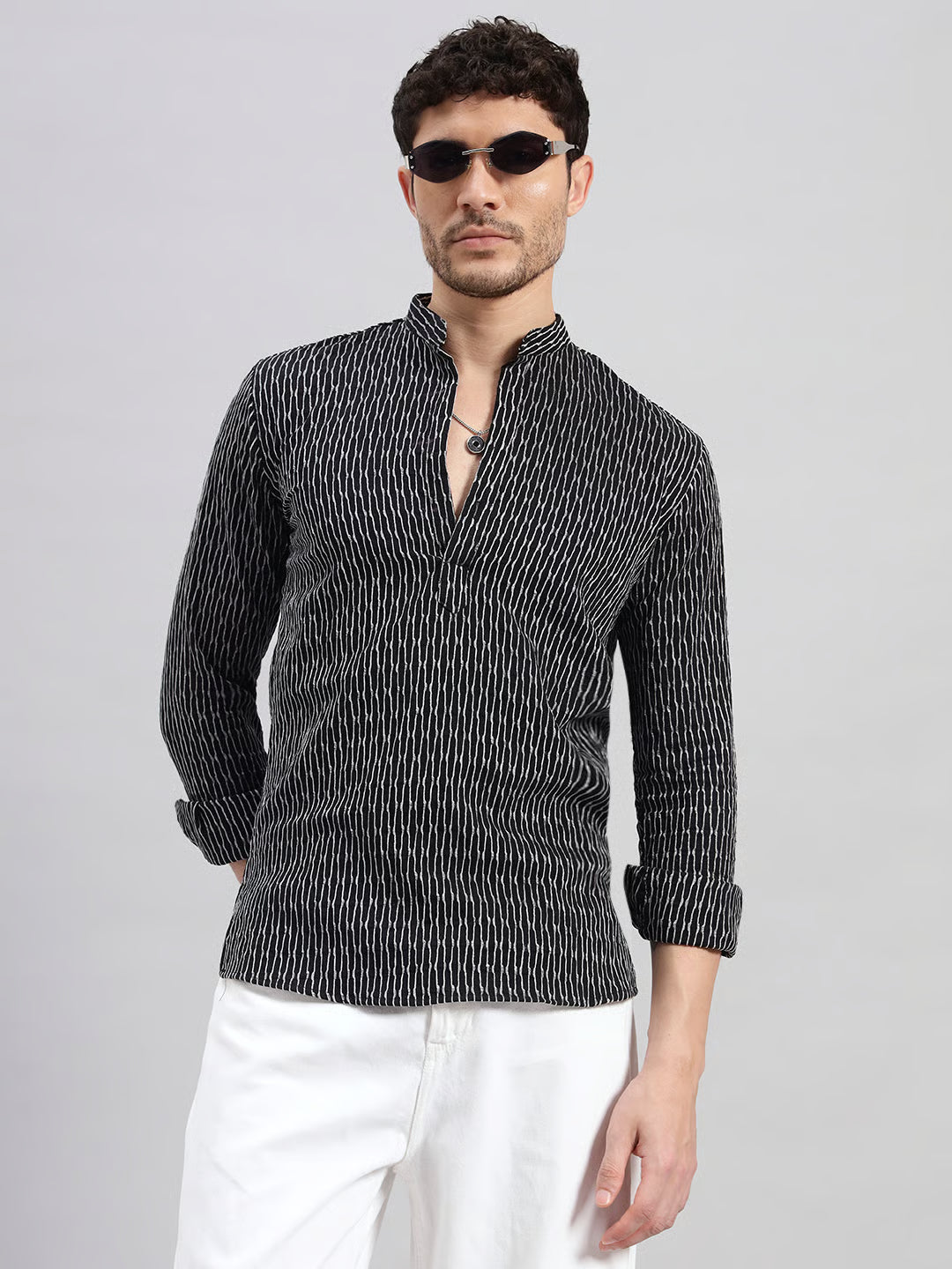 Textured Black Short Kurta